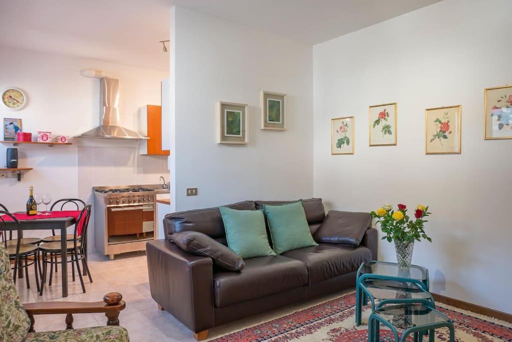 Le Rose Apartamento Venegono Superiore Exterior foto